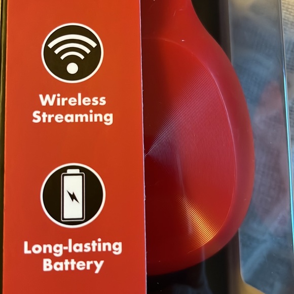 Wireless Bluetooth Headphones with built in microphone for all your gaming - Picture 12 of 13